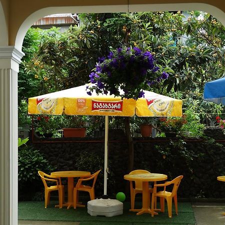 Gulnasi'S Guesthouse Batumi Exterior foto